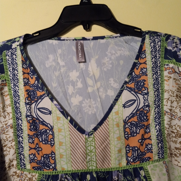 Women's Nora Cora Pullover Blouse. - Picture 2 of 3